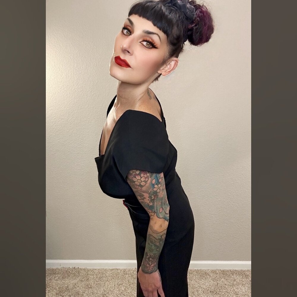 Black NWOT Stop Staring Bodycon Roses Pinup Rockabilly Retro Midi Swing 30s XL - Picture 2 of 13